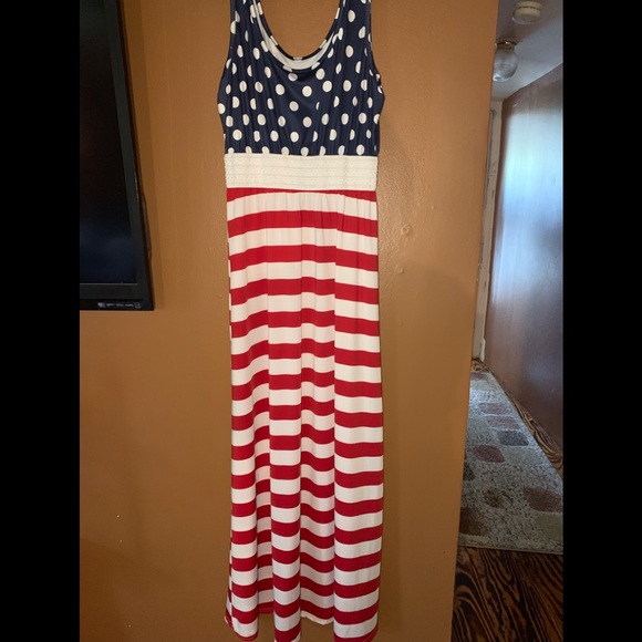 Dresses & Skirts - NWOT 4th of July Maxi Dress